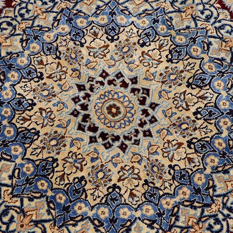 Round Nain Rug 200 × 200 cm