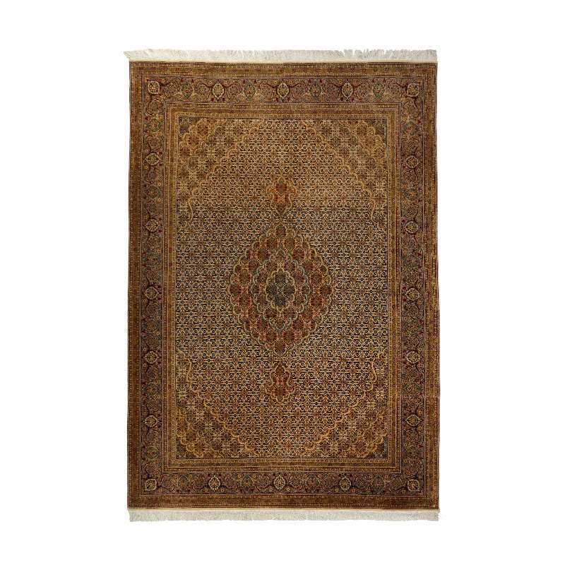 Part Silk Tabriz/50 Raj Rug 250 × 192 cm