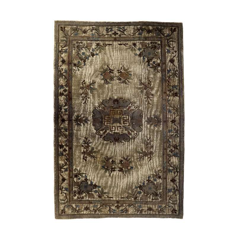 Vintage Anatolian Rug 269 × 179 cm