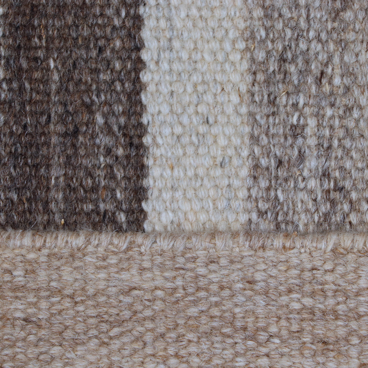 Grey & Ivory Striped Kilim Rug Design 174 × 234 cm