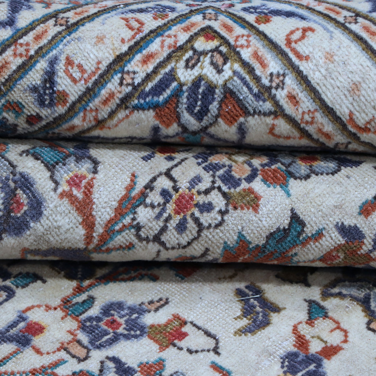 Cream, Blue & Rust Persian Kashan Floral Medallion Rug 351 × 234 cm - photo 5
