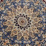 Round Nain Rug 200 × 200 cm