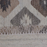 Grey & Beige Diamond Lattice Kilim Rug Design 200 × 300 cm